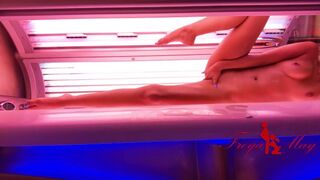 Solarium Undressing, Oiling my Body and Playnig with my Twat